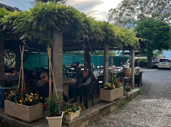 Trattoria Del Giardino Hotel Ponte Capriasca photo