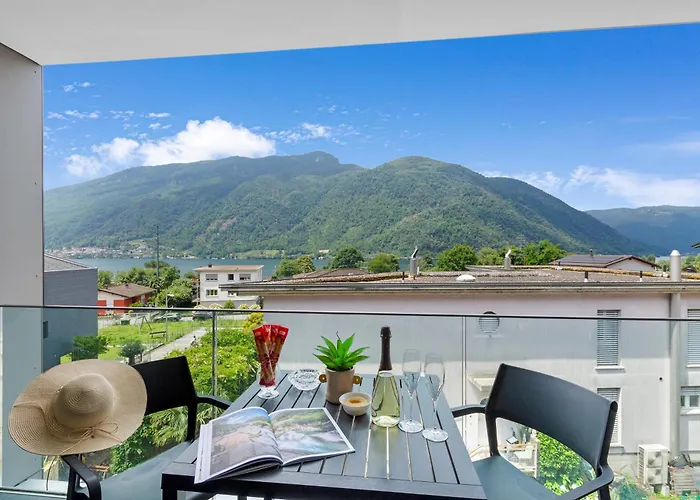 Melano Lab Park Apartments - Happy Rentals photo