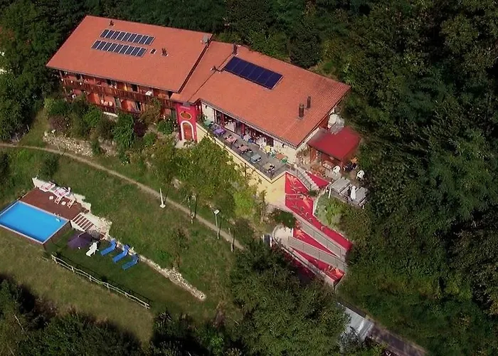 Eco Hotel Locanda Del Giglio Roveredo Capriasca photo